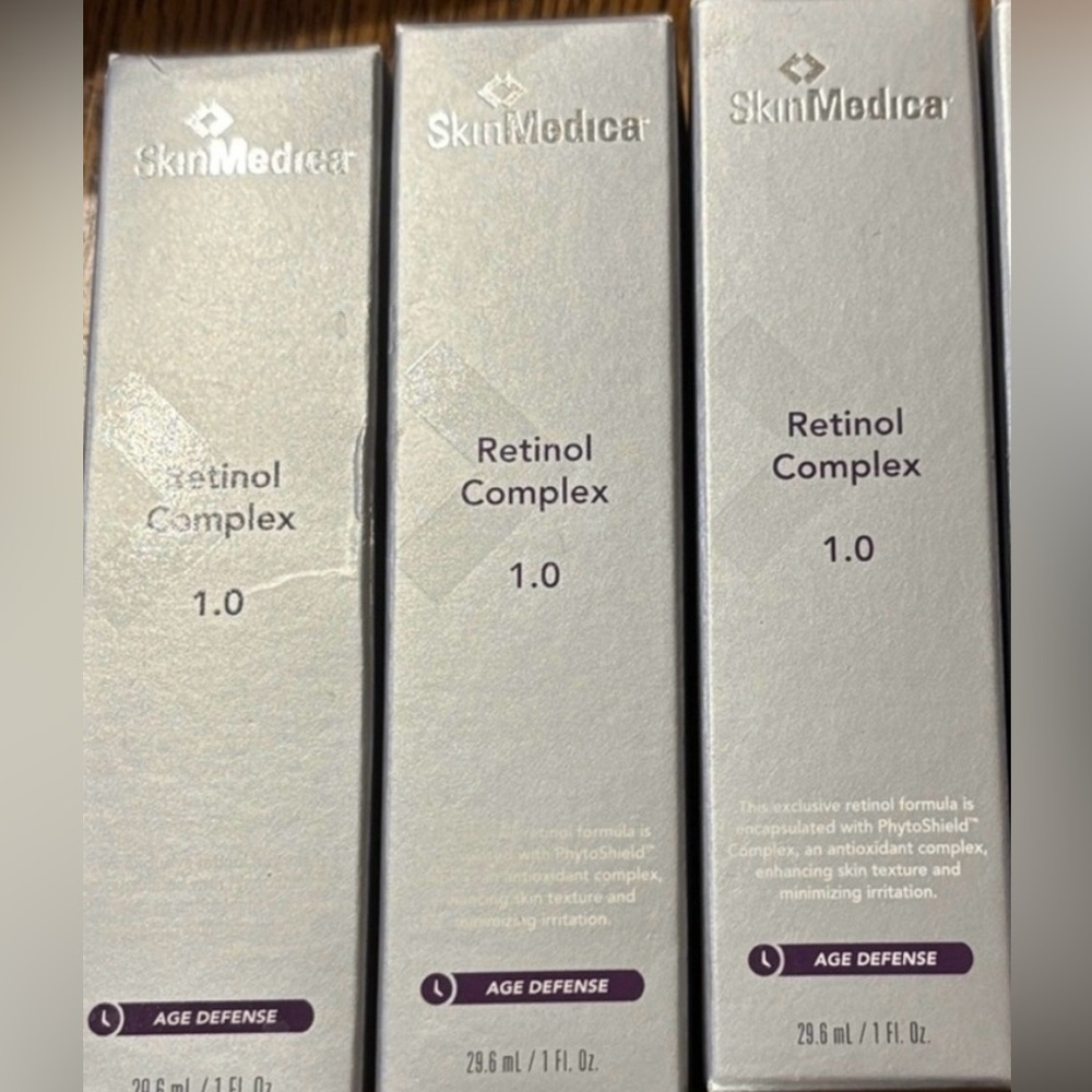 SkinMedica Retinol Complex 1.0 in Silver and Purple